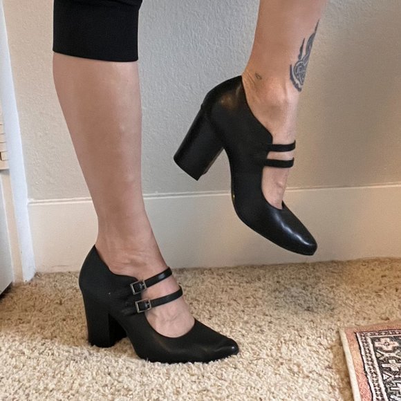 AEROSOLES Black Double Strap Heels - Picture 4 of 7